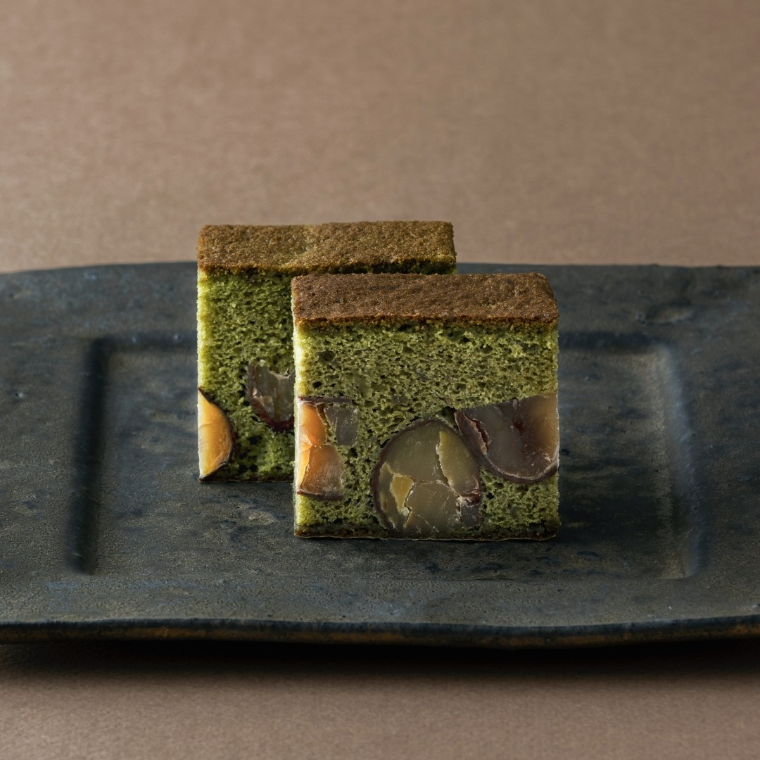 今年も発売。季節の恵みを贅沢に使った逸品「渋皮栗寄せの抹茶カステラ