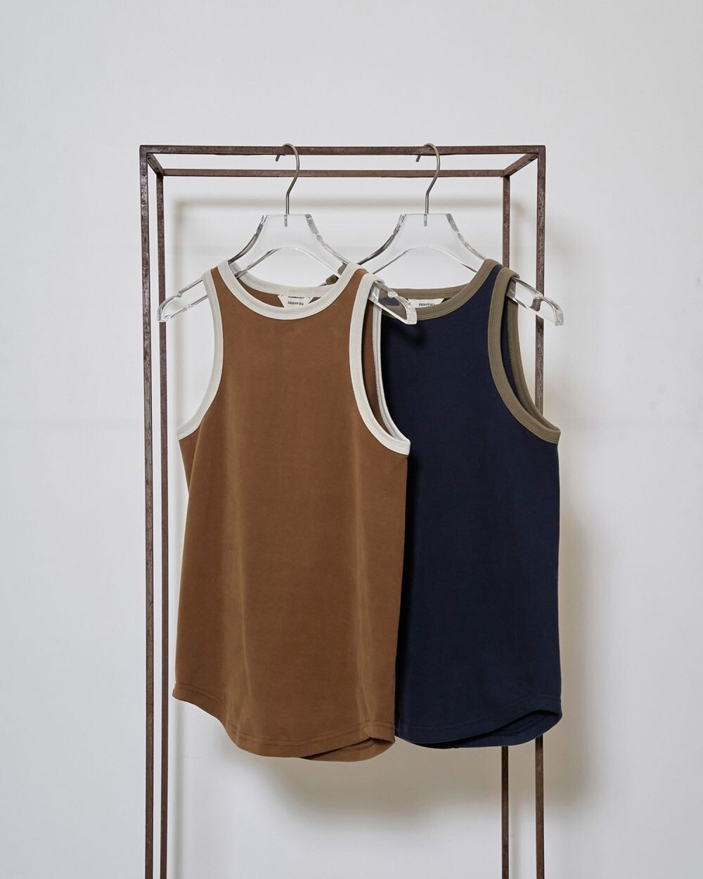 配色デザインが目を惹くタンクトップ✨️ │パパス&ママス │ ショップ
