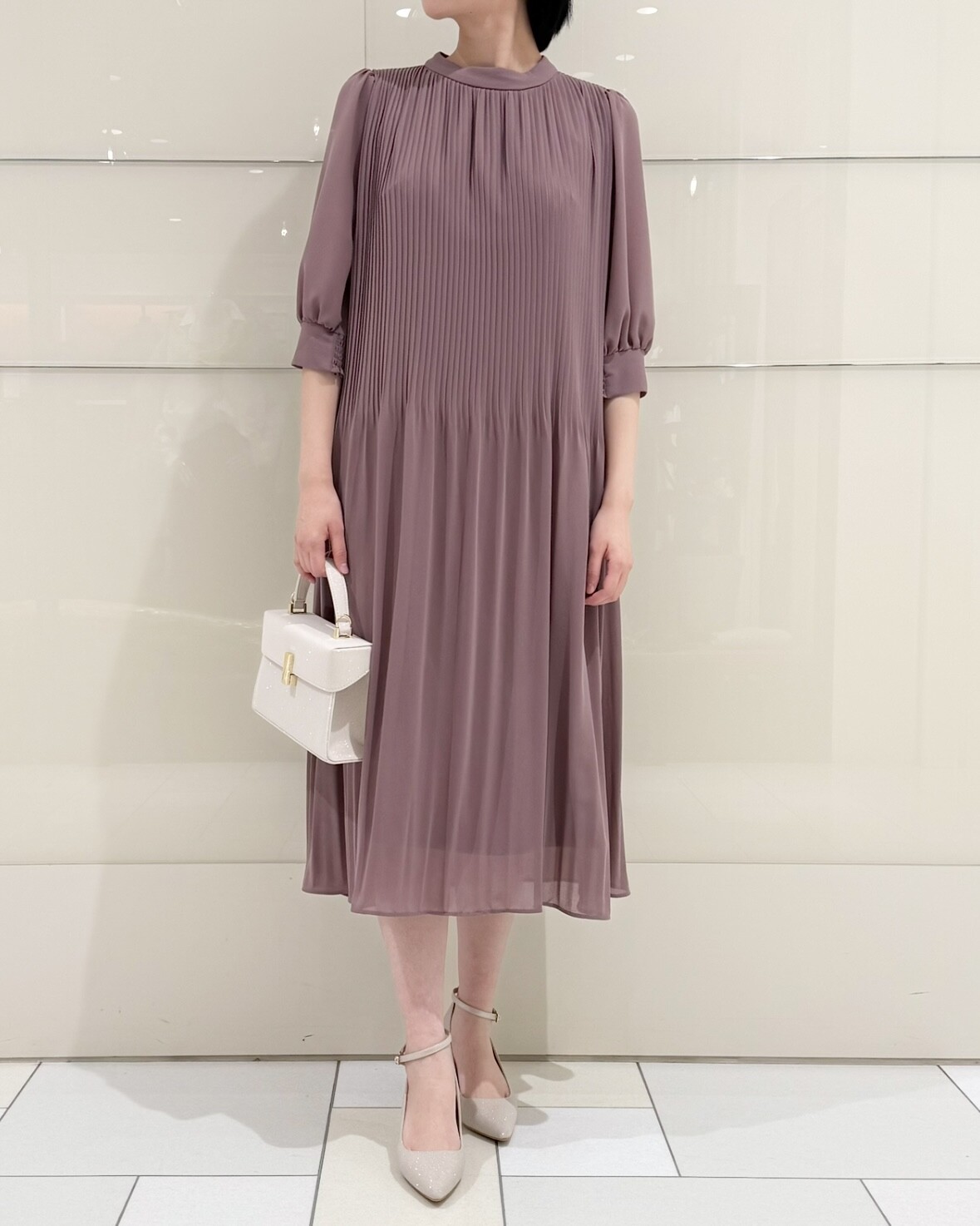シフォン様 シフォンのプリーツが魅力的なワンピース♡ │パパス&ママス