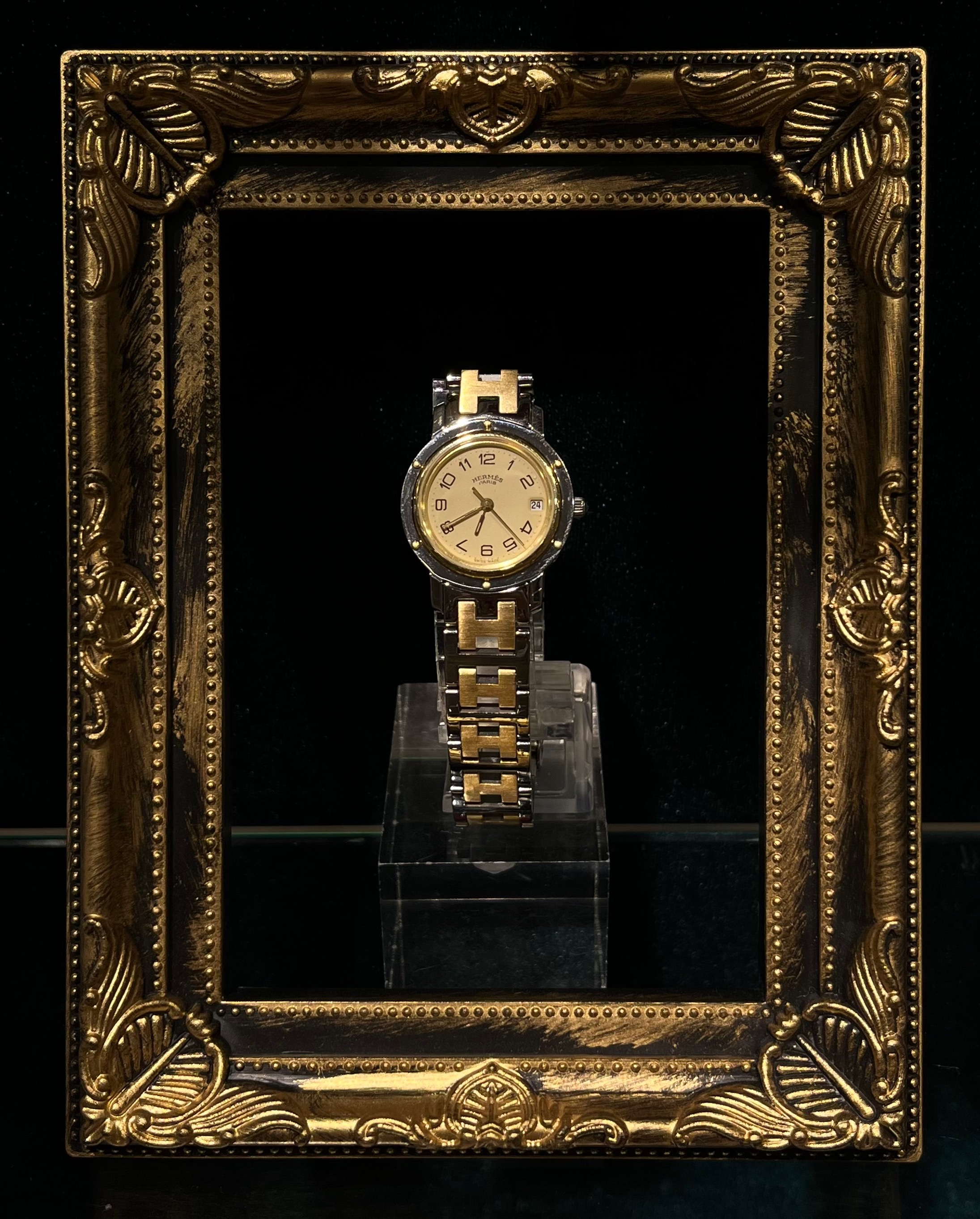 VINTAGE】レトロ可愛い！コンビカラーが特徴の腕時計を紹介！ │チック