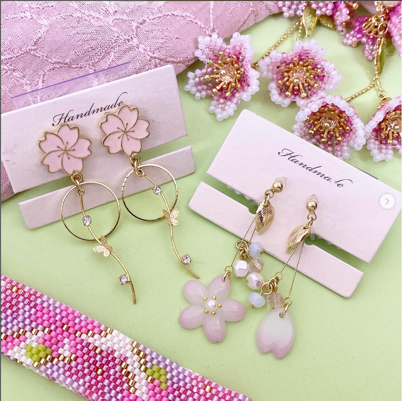 パーツ sakura アルミステアリング & サスペンションアップグレードセット SAKURA D4