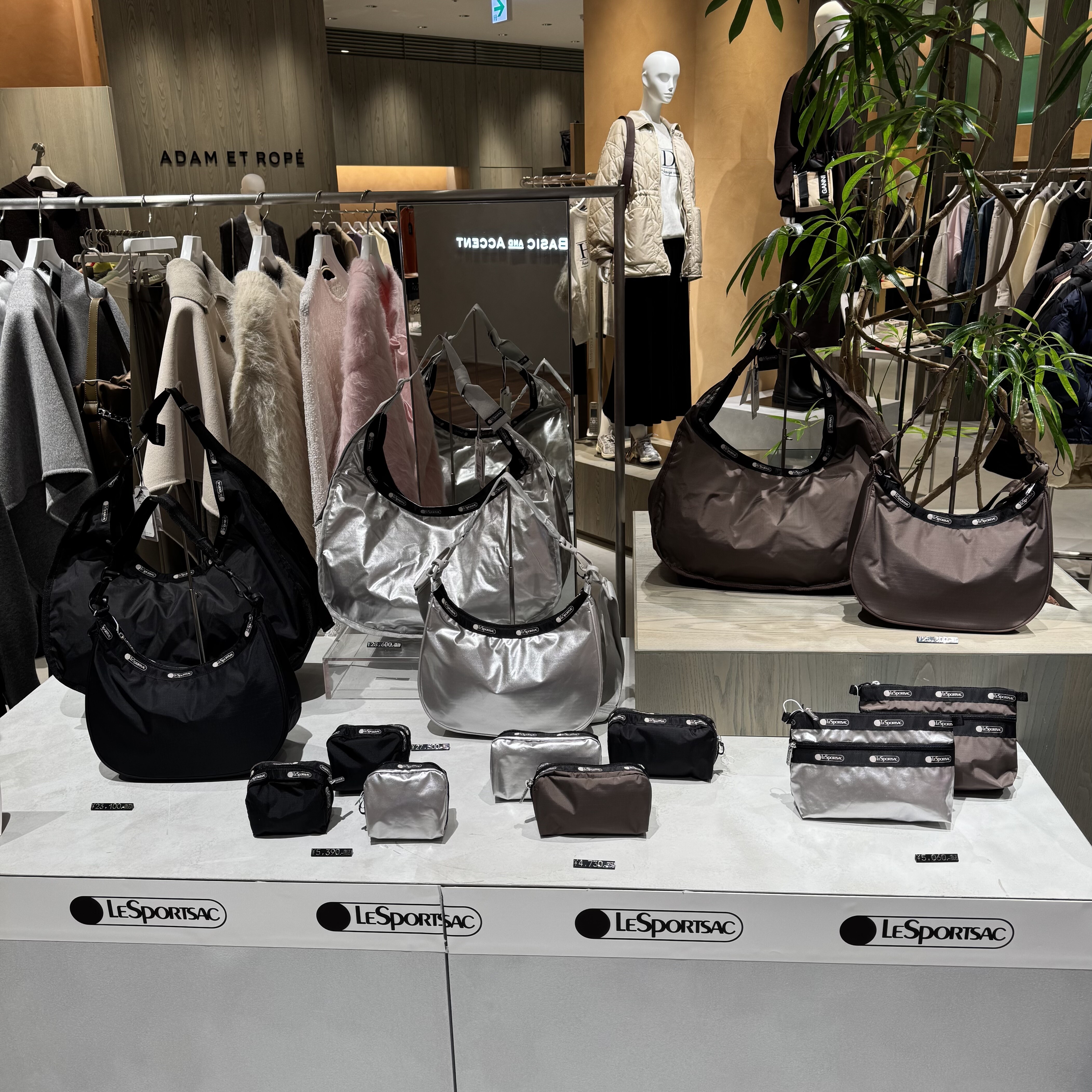 LeSportsac for ADAM ET ROPÉ 】 │アダム エ ロペ │ ショップブログ