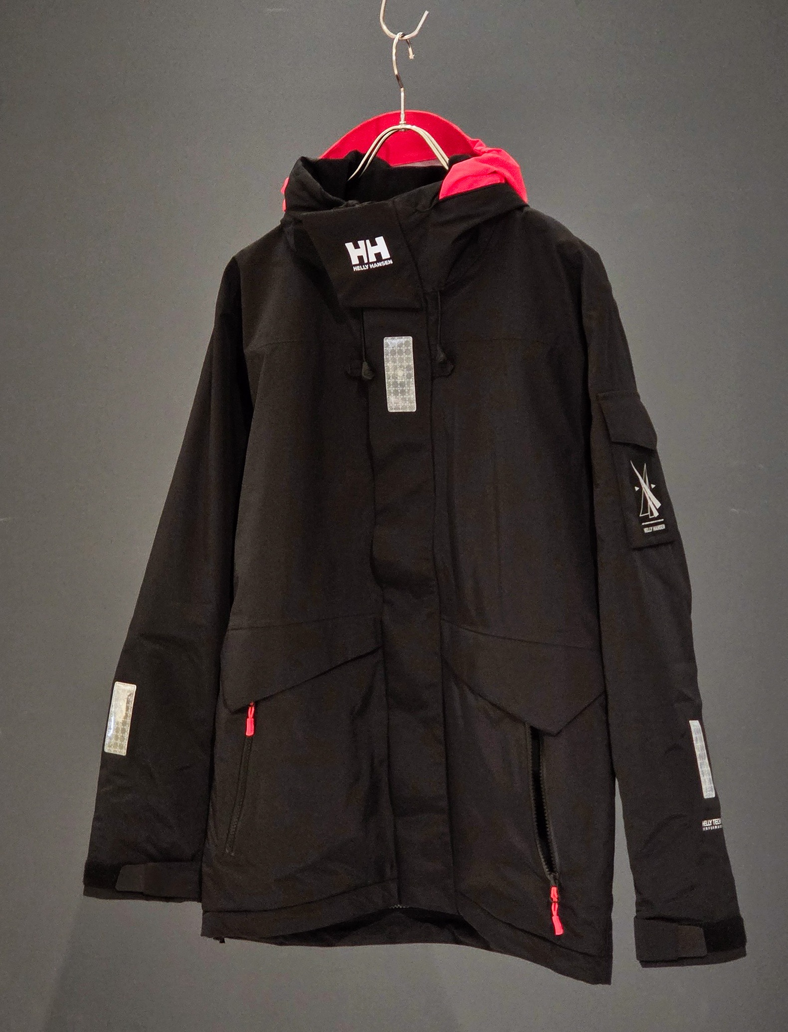 【非売品　希少レア】 Helly Hansen GasTube看板 期間限定販売 HELLY HANSENから、ジャケットのご紹介です！ │ザ・ノース・フェイス