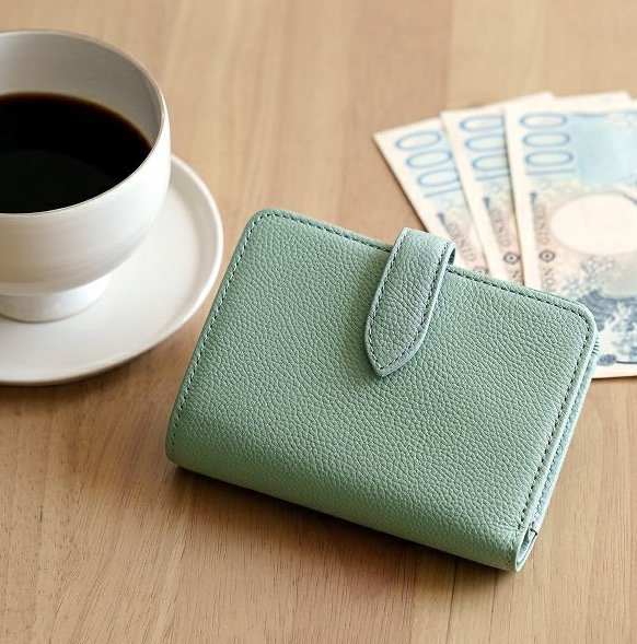 12/21(日)は最強開運日✨ 開運に寄り添うLIBのお財布特集 │LIB