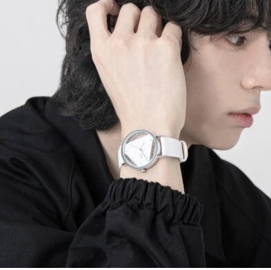 KLON/クローン】爽やかなホワイトレザー │エイチエムエスアーカイブ