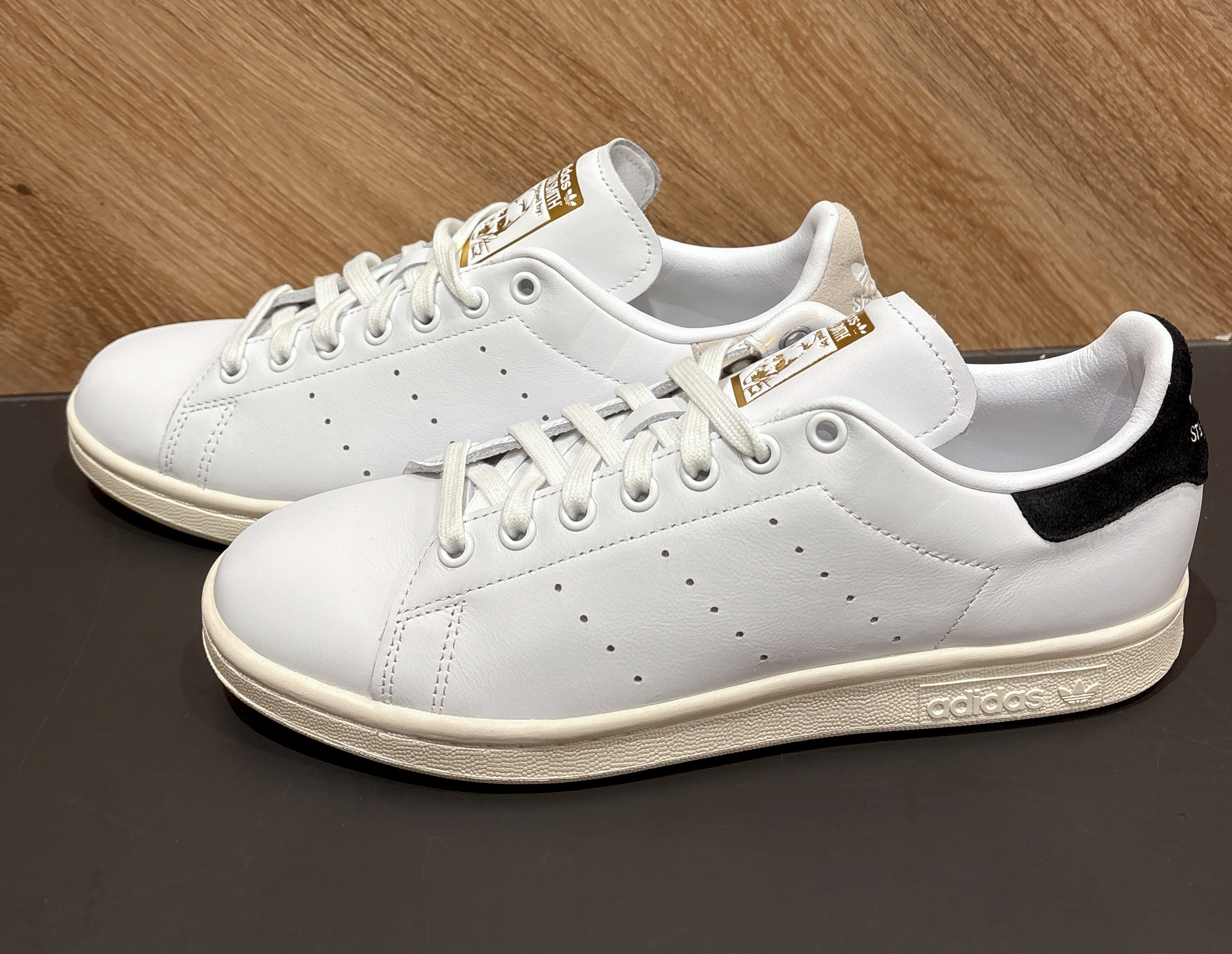 ADIDAS】STAN SMITH │ABCマートグランドステージ │ ショップブログ