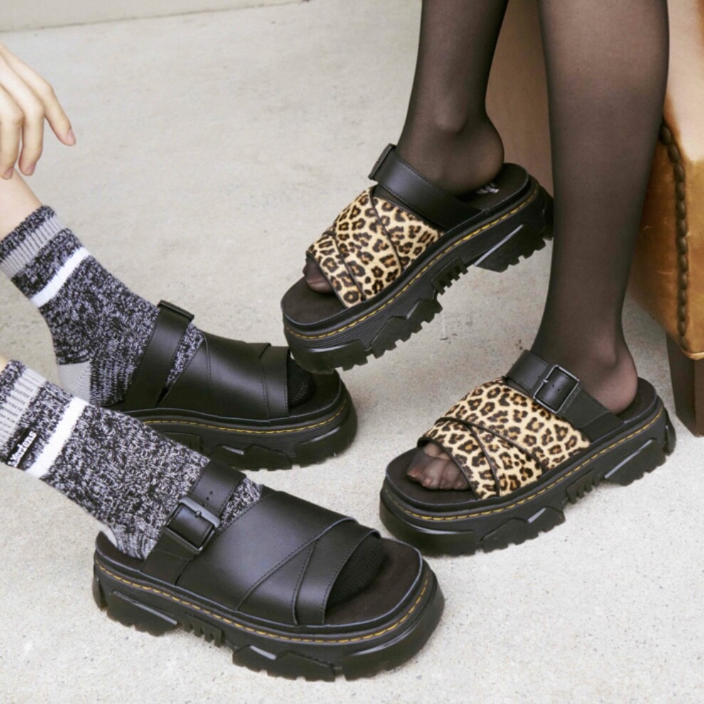 個性派★レオパード!!【Dr.Martens】MATTISON サンダル 厚底 ☆人気のMattisonヒョウ柄☆ │ 名古屋PARCO-パルコ-