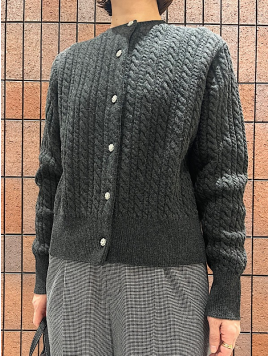 ビジュー ボタン ケーブル カーディガン