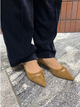 ISABELLA FERRANTE:ポインテッド ヒール