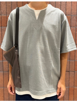 フェイクレイヤード キーネック Tシャツ