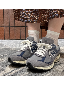 New Balance:2002R