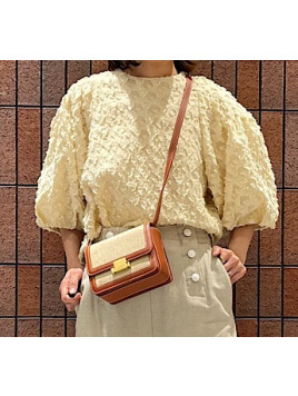 〈手洗い可能〉ジオメタリック カット ジャカード ブラウス 24SS 