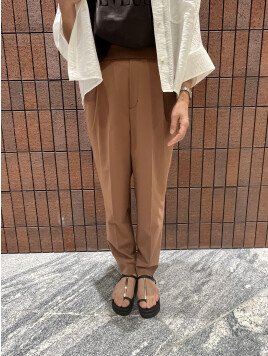 〈手洗い可能〉ストレッチ テーパード パンツ