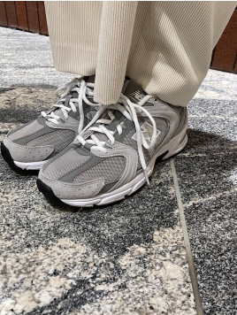 New Balance:MR530