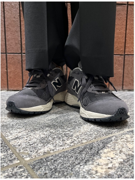 New Balance:2002R