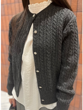  〈手洗い可能〉ビジュー ボタン ケーブル カーディガン