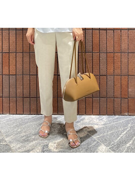 〈手洗い可能〉ドライ オックス テーパード パンツ 24SS 