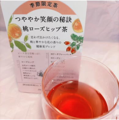 春色ハーブティー♪桃とローズヒップ茶