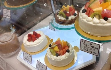 アニバーサリーケーキはご予約がお勧め♪