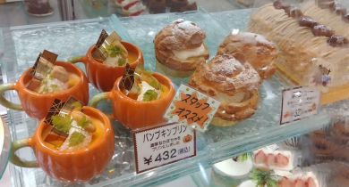 秋限定スイーツ、続々販売中♪