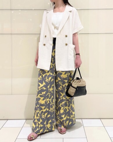 サマージャケット×柄ワイドパンツで大人カジュアルコーデ♡