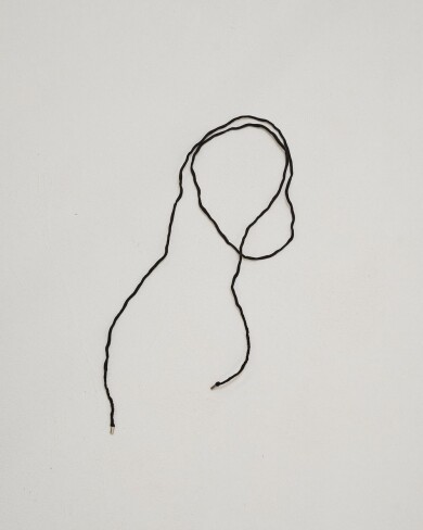 しなやかで肌触りのいいシルク素材のチョーカー✨️