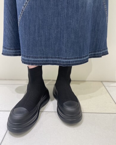 晴雨兼用のオシャレなレインブーツ🥾