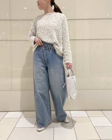 ふんわりとした素材で女性らしさ🆙リボンチュールニット✨