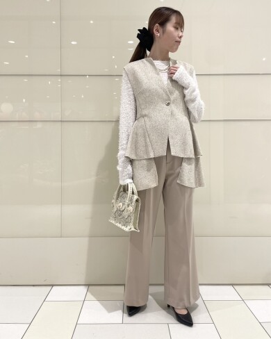 着るだけで主役級✨ティアードデザインのツイードジレ♡