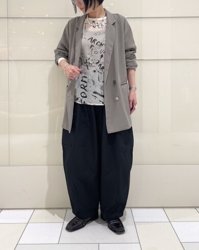 ご自宅で洗えてシワになりにくいシアーダブルジャケット✨️