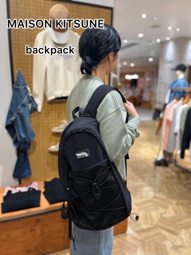 MAISON KITSUNE backpack！