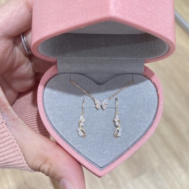 【レディースピアス・ネックレス】春のジュエリーコーディネート🌸