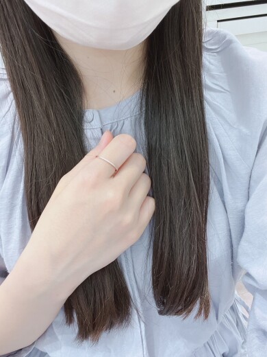 華やかに輝いてくれるハーフエタニティリング💍