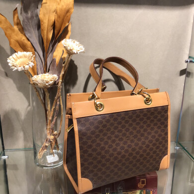 【ヴィンテージ CELINE（セリーヌ）】マカダムトートバッグのご紹介！