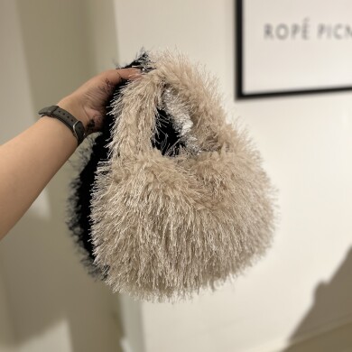 新作フリンジバッグ🎀