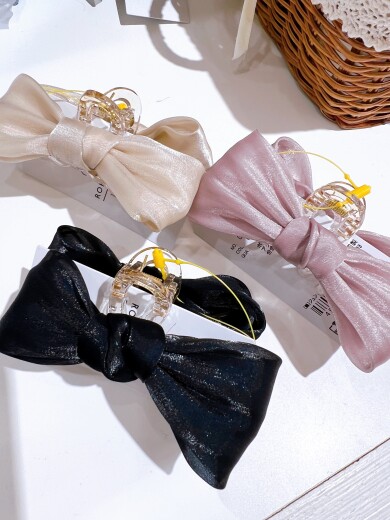 リボンバンスクリップ入荷してます🎀