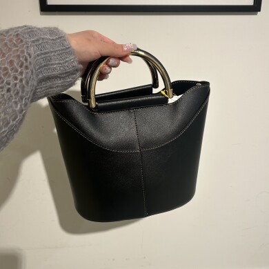 新作バッグ 入荷しました✨️