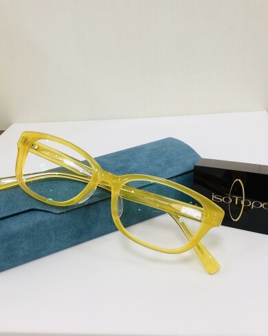 黄色いメガネ👓