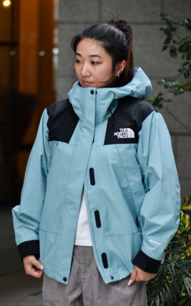 women'sマウンテンジャケット入荷致しました！