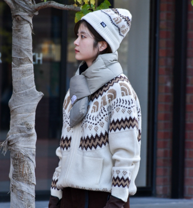 THE NORTH FACE 新作セーター入荷!!