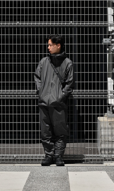 立ったまま着脱可能な防水パンツ入荷!!