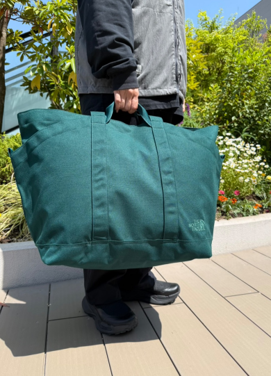 新作トートバックのご紹介です！