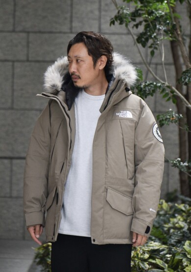 アンタークティカパーカ発売中‼︎