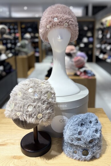 【OVERRIDE】遊び心満載!ミックスカラーファーのニットワッチ🧶