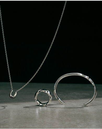 Holiday Collectionがスタートしました✨