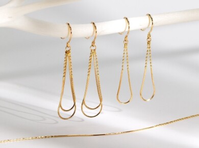 大人女子の印象を格上げる | 地金ピアス |