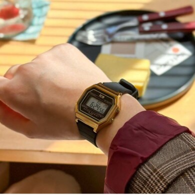 軽い、柔らかい、便利【ICE WATCH】