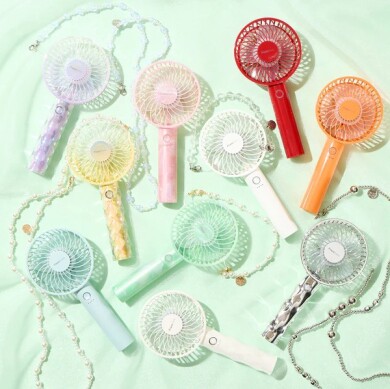 【NEW】ぷっくりキラキラな新デザインも！フレ ハンディファンが今年も発売