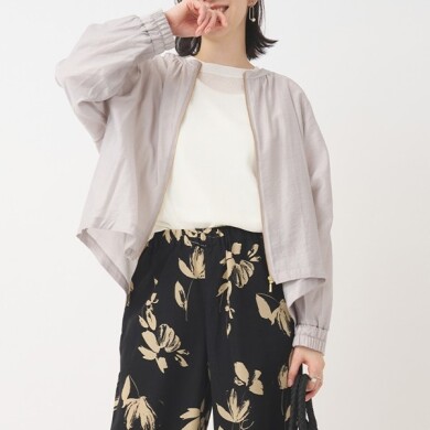 【接触冷感】ブラウス感覚でさらりと。バックギャザーシアーブルゾン