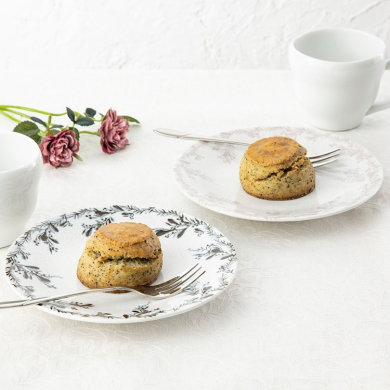 クリスマスの食卓を彩る!アンティーク調の美濃焼シリーズ